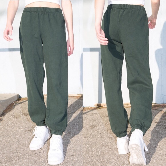 Brandy Melville Pants - Brandy Melville Forest Green Rosa Sweatpants